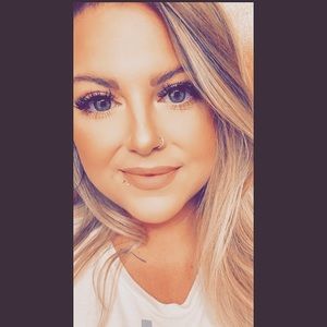 Meet your Posher, Aleesha